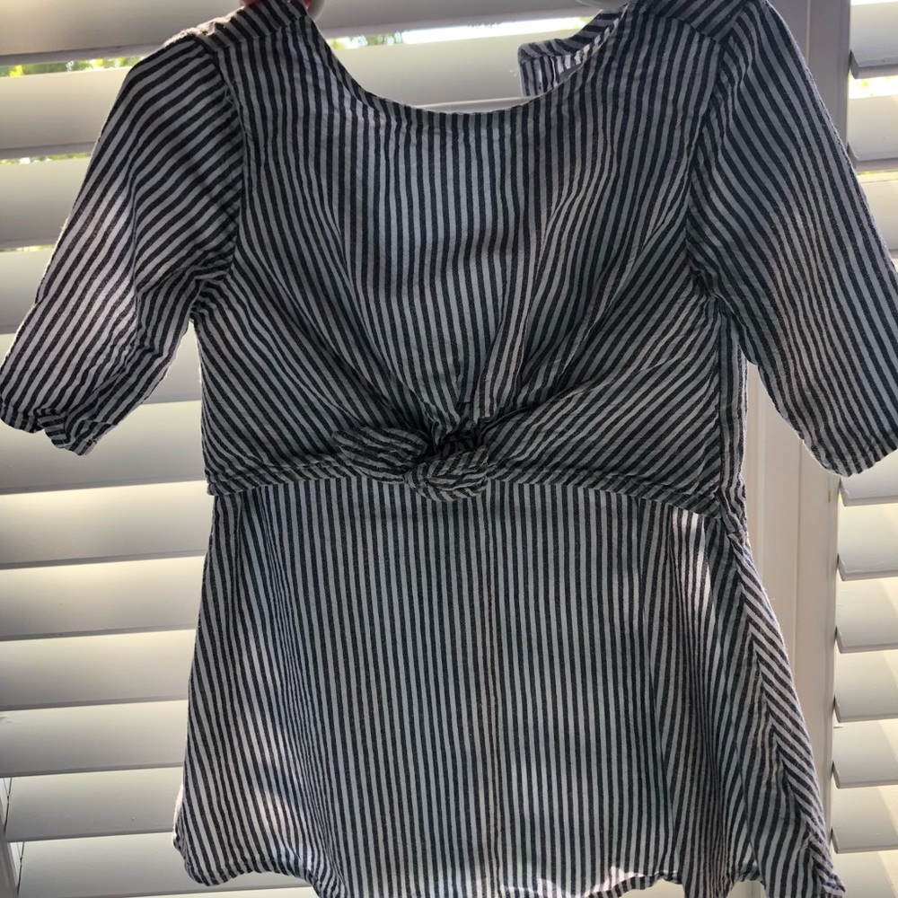 BARELY WORN OLD NAVY TODDLERS DRESS